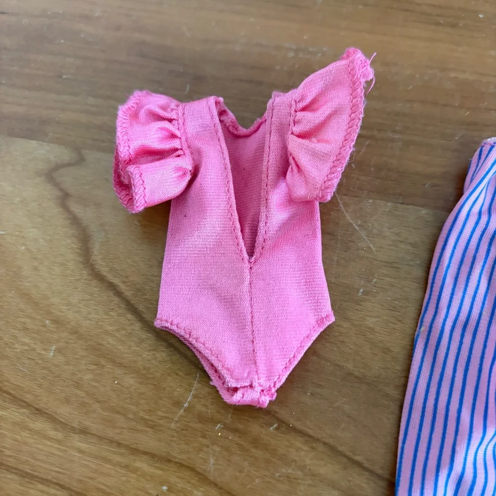 Vintage 1984 Mattel‎ Barbie Great Shape Skipper Doll Outfit Clothes Bag & Shoe